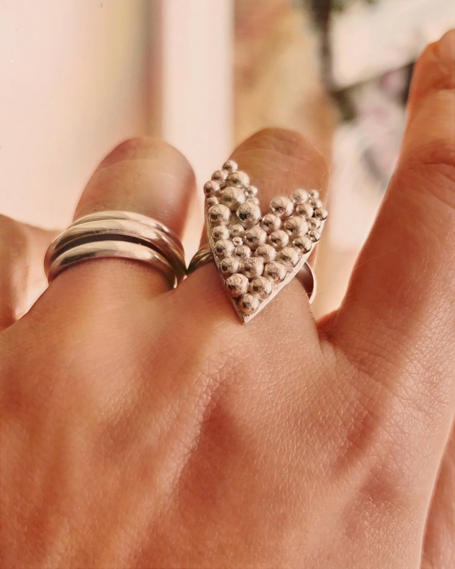 Anillo de Corazón Pelotitas