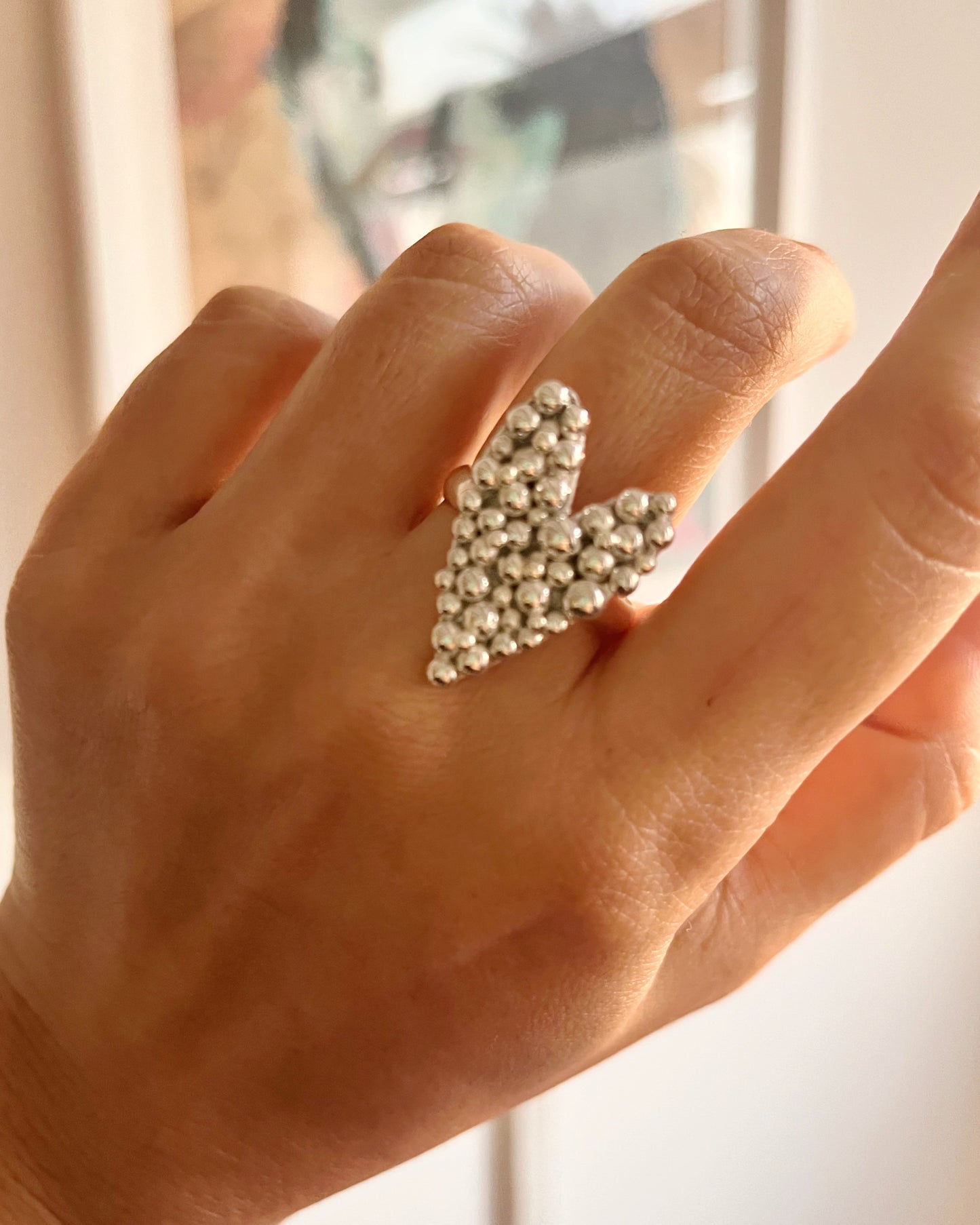 Anillo de Corazón Pelotitas