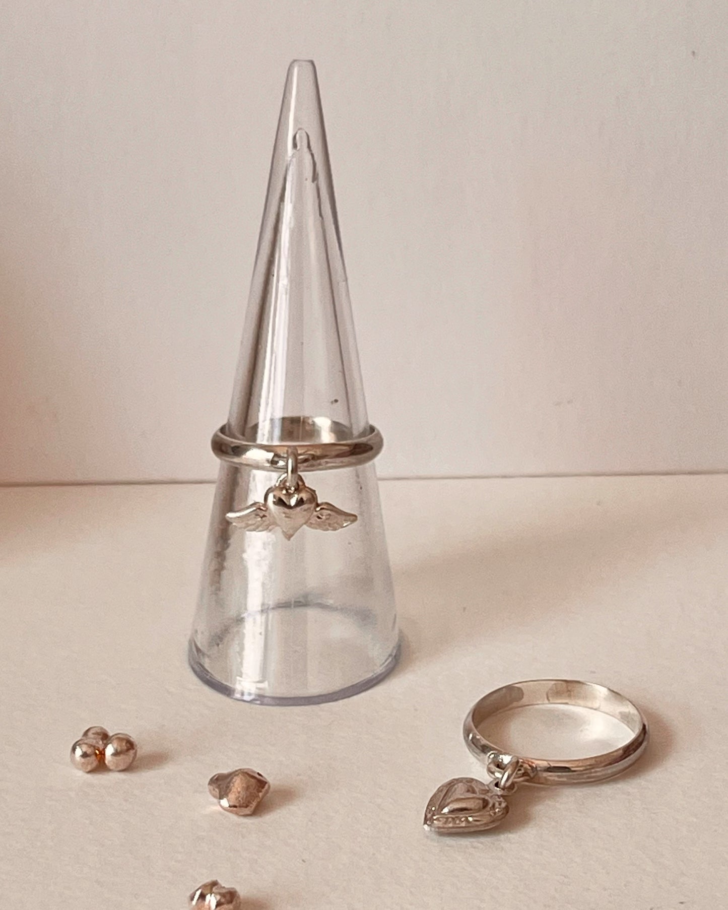 Anillo corazón Alado
