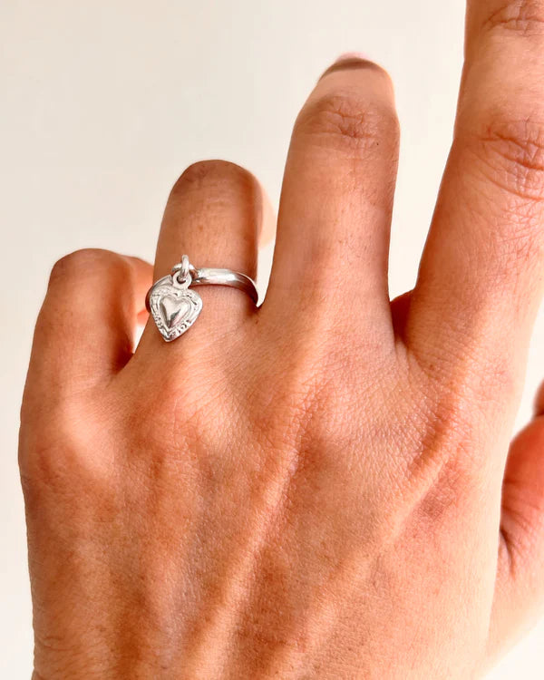 Anillo Corazón Detente colgante