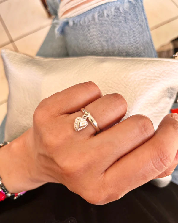 Anillo Corazón Detente colgante